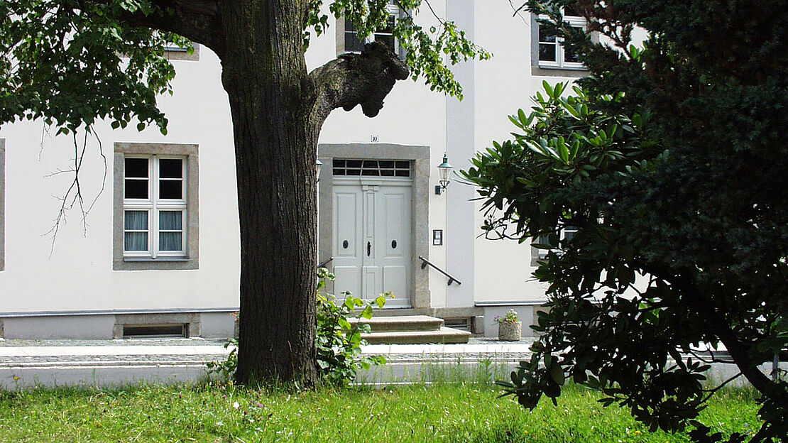 Straßeneingang zur Familienferienstätte