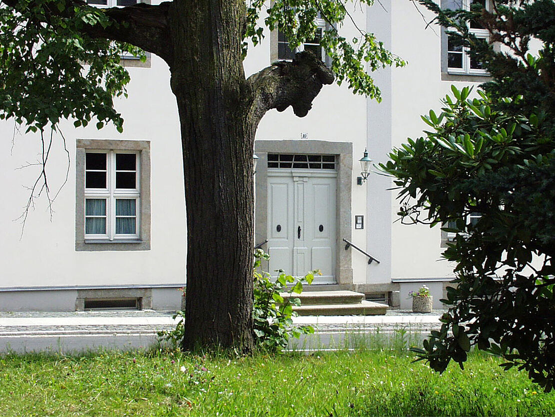 Straßeneingang zur Familienferienstätte